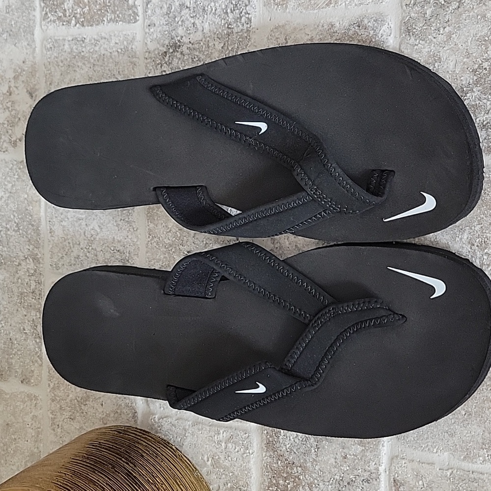Nike Women Flip Flops